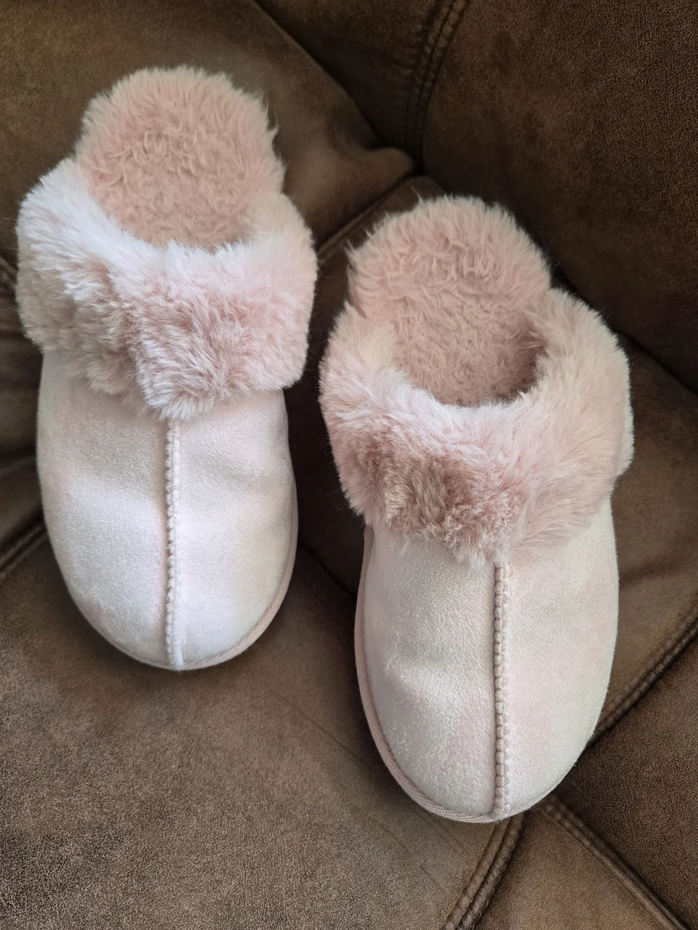 Wonder Nation Pink Faux Fur Slippers Toddler Girls Size 4/5